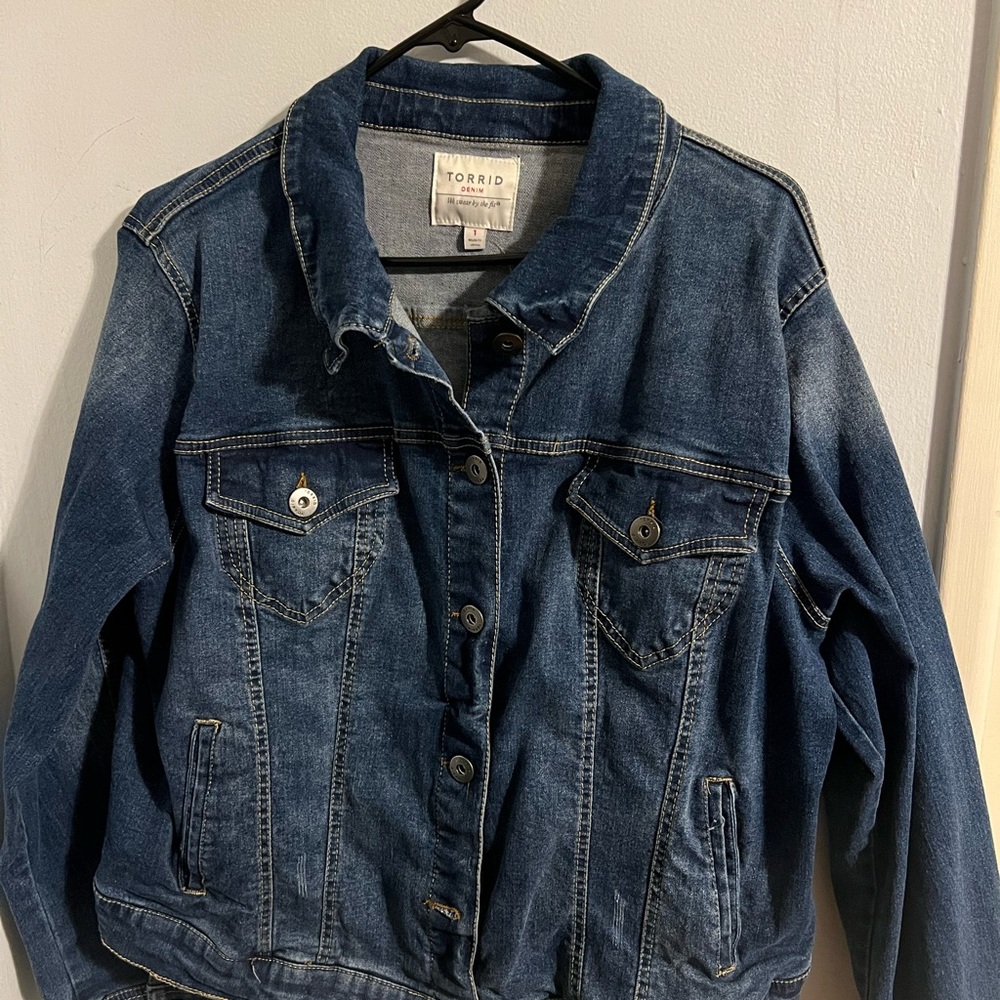 Torrid Jean Jacket ( size 1 )